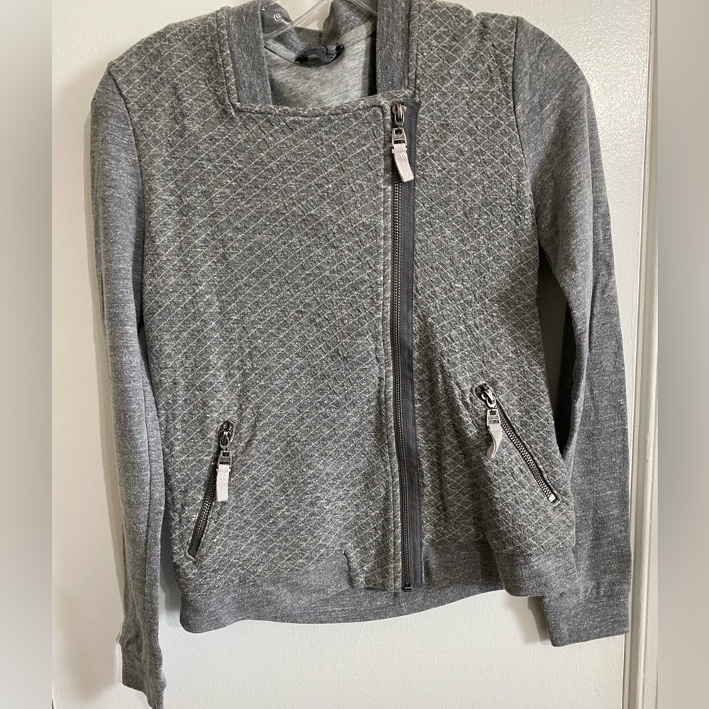 Splendid sweater